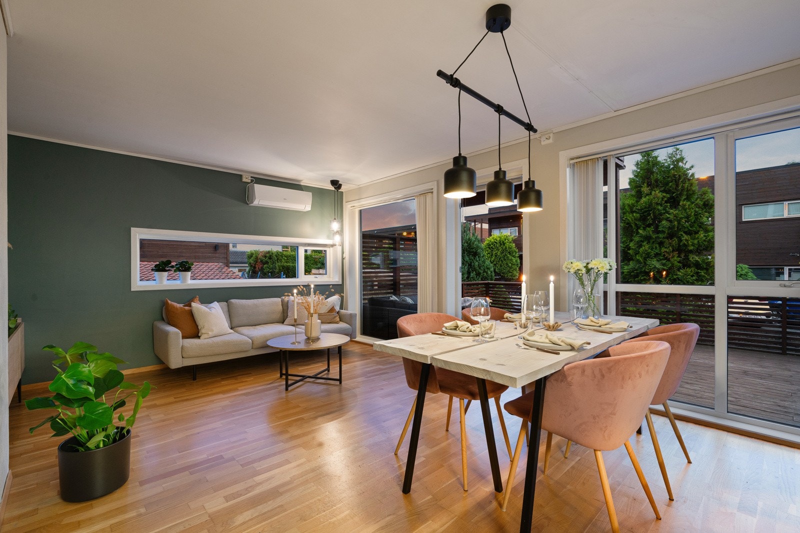 Leiligheten er for tiden ubebodd og leter etter ny eier, her kan du flytte rett inn! Galleribilde