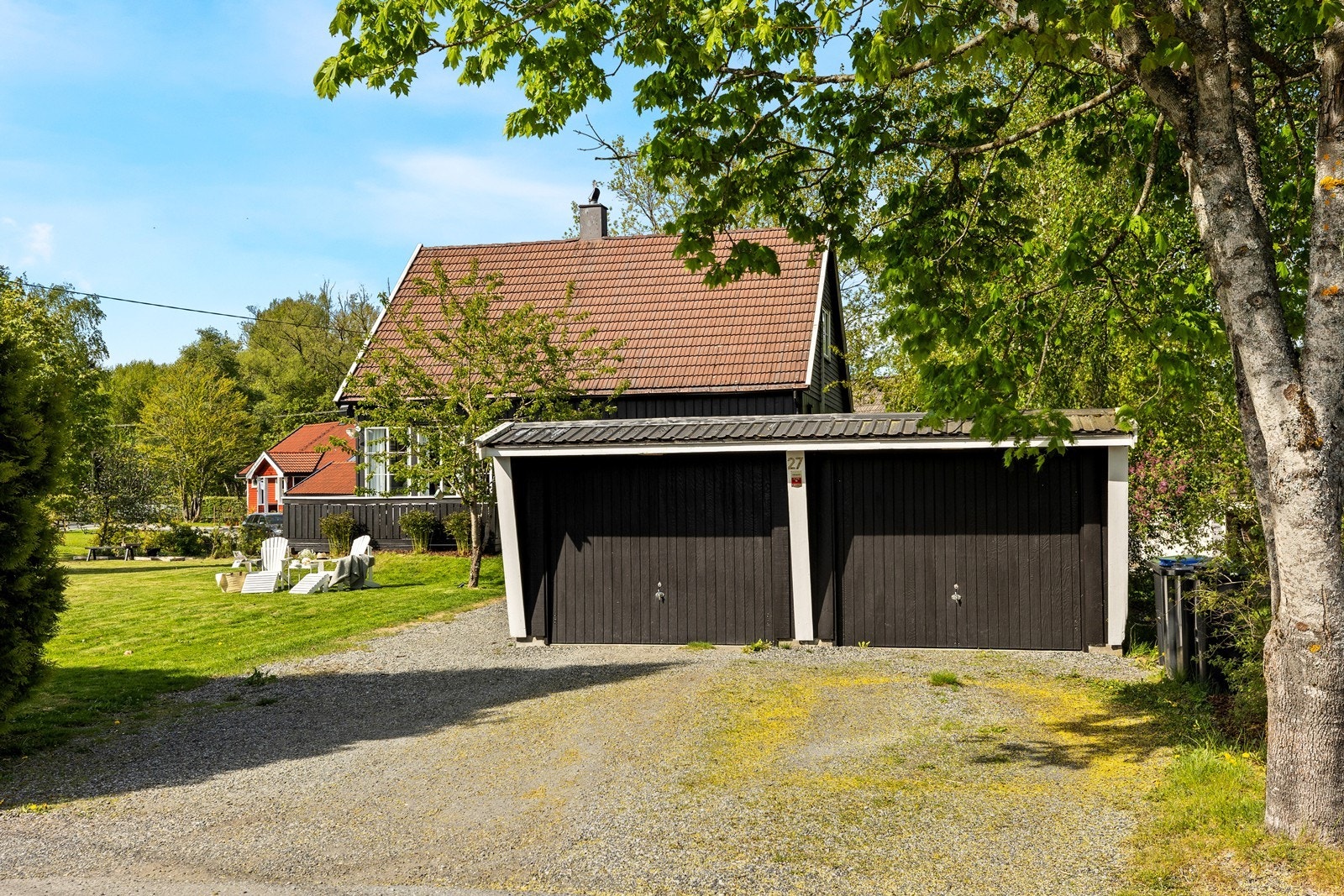 Dobbelgarasje på ca 39 kvm Galleribilde