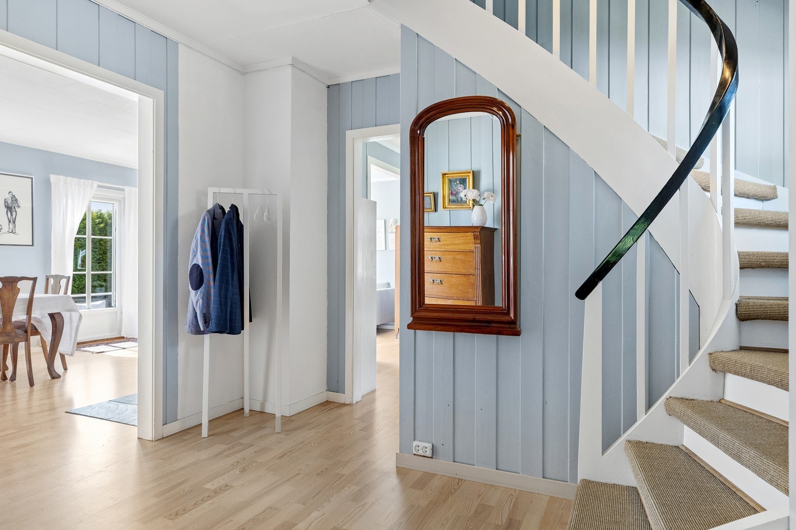 Herskapelig utrykk i entre/gang Galleribilde