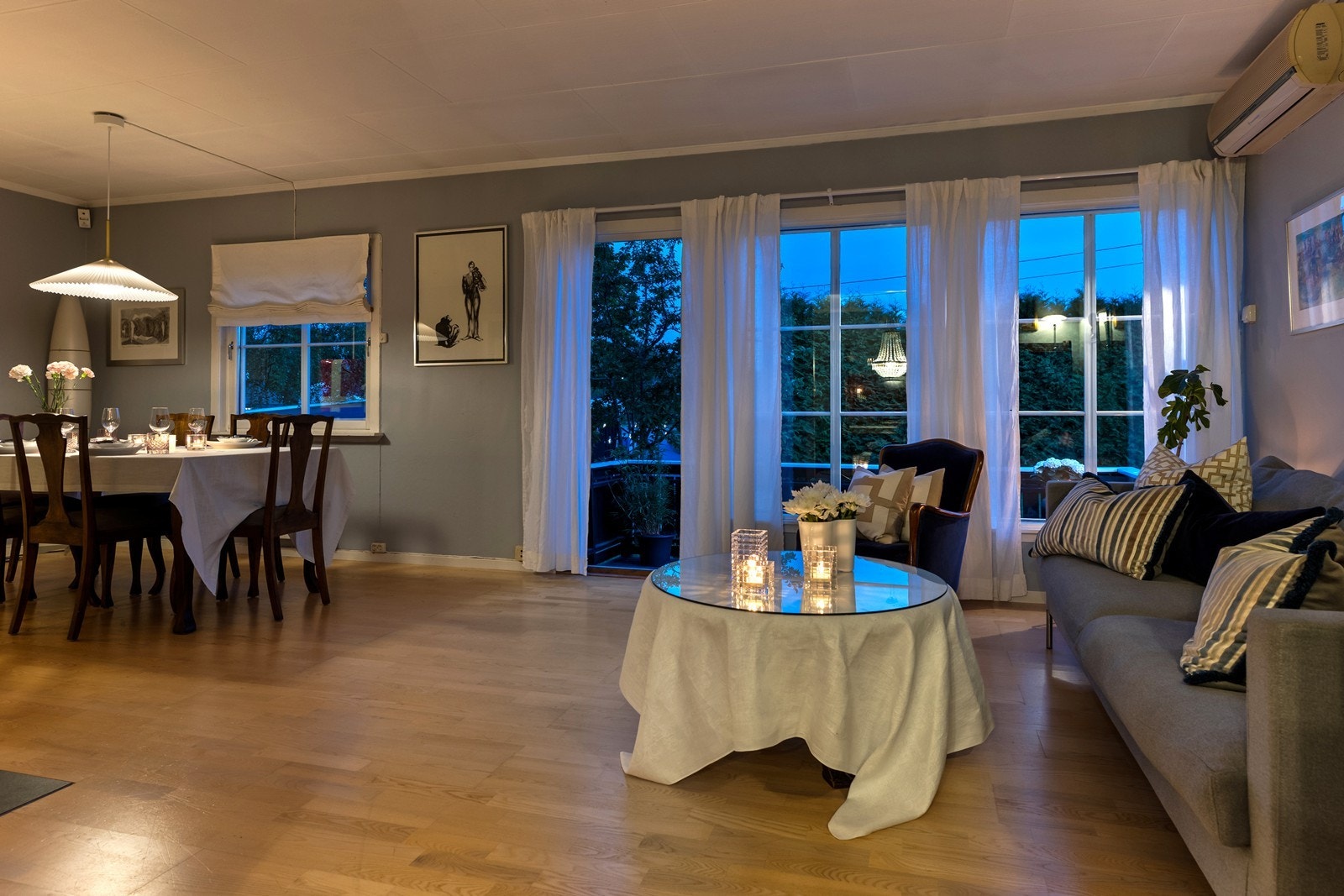 Adkomst til terrasse på ca 13 kvm fra stue Galleribilde