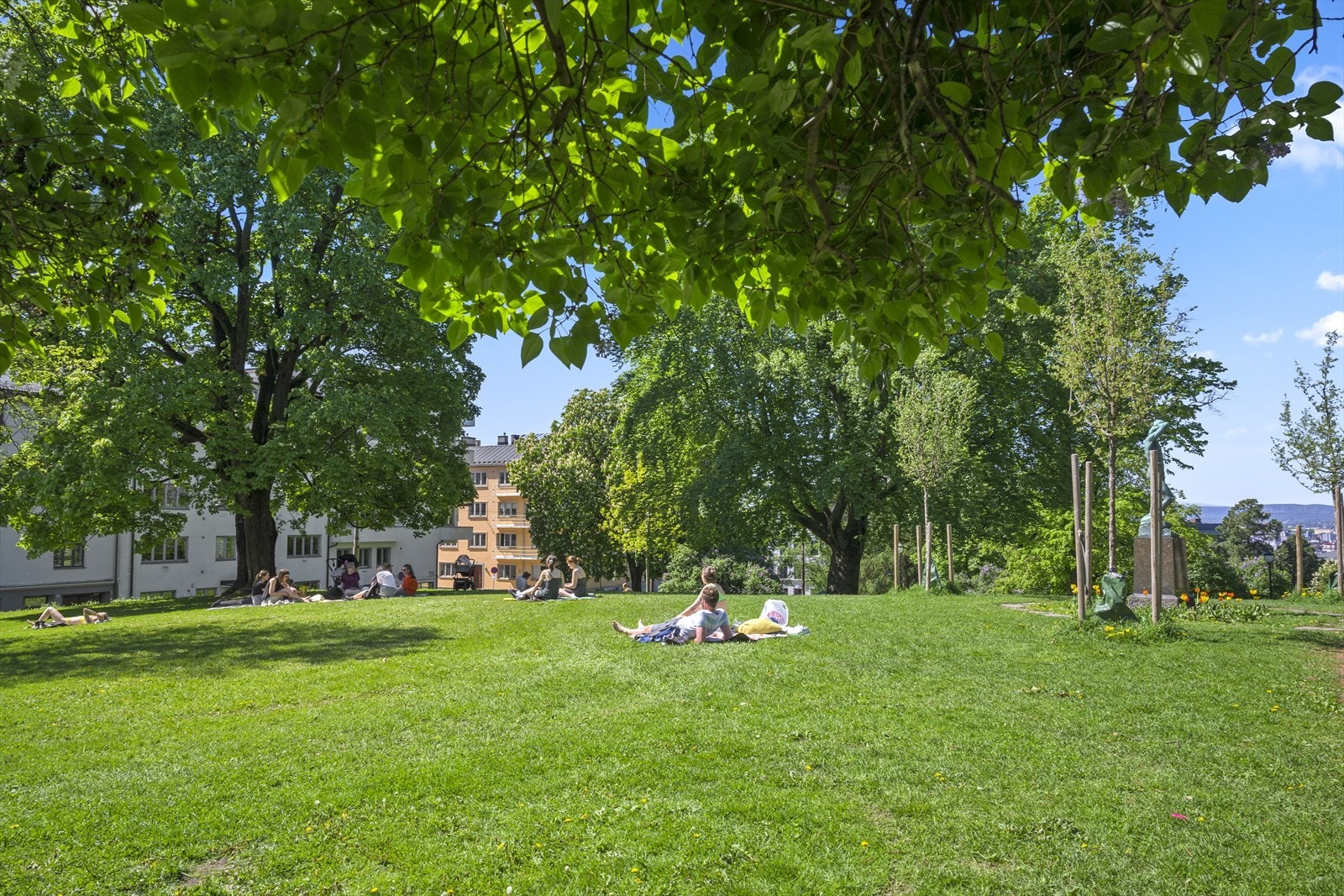 Kampen ligger også kun et steinkast unna leiligheten. Galleribilde