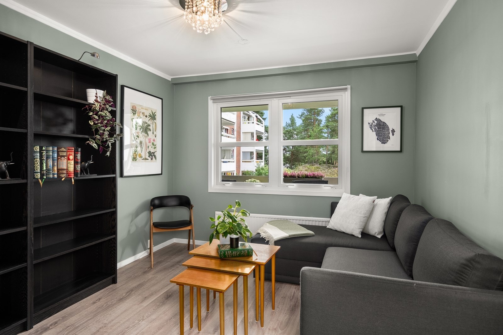 Soverom 2 er innredet som gjesterom, men kan enkelt gjøres om barnerom eller kontor. Galleribilde