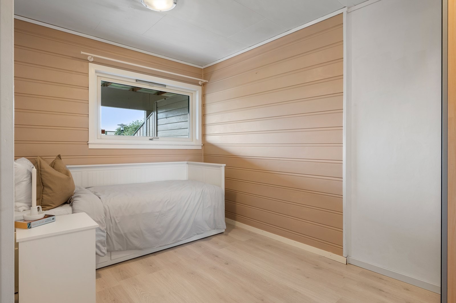 - Soverom 3 måler 8,9m² - (ikke godkjent for varig opphold) Galleribilde