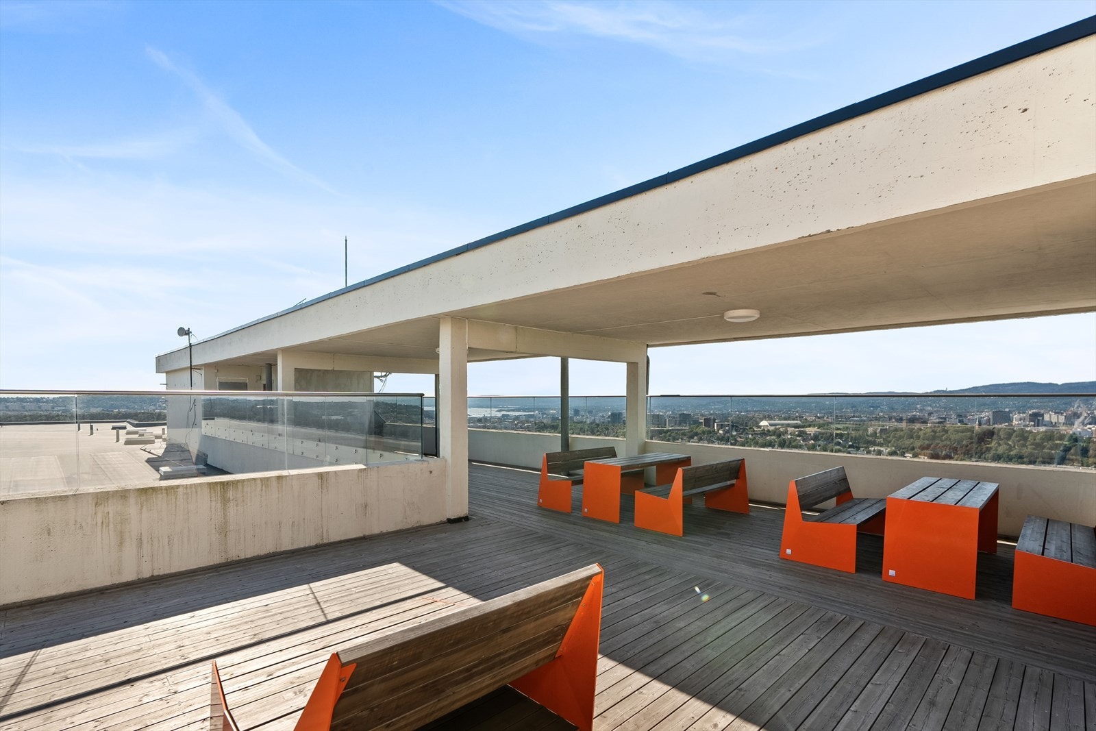Felles takterrasse med utsikt over hele Oslo. Galleribilde