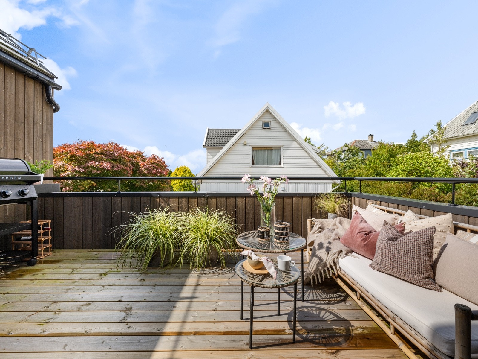 Her er det god plass for å nyte ettermiddagssolen Galleribilde