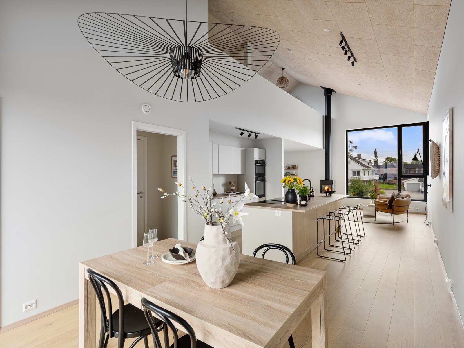 Plass til et spisebord. Galleribilde