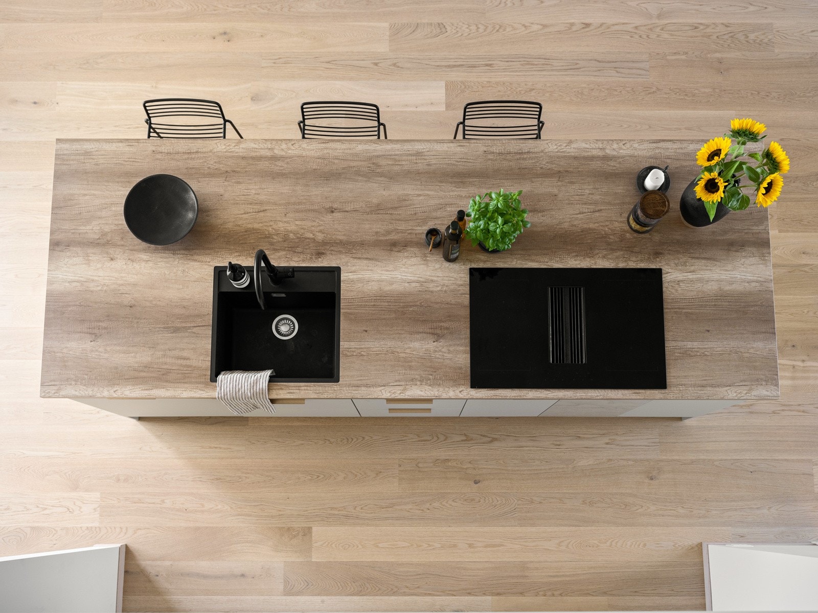 Fra loftet kan du se ned til 2. etasje Galleribilde