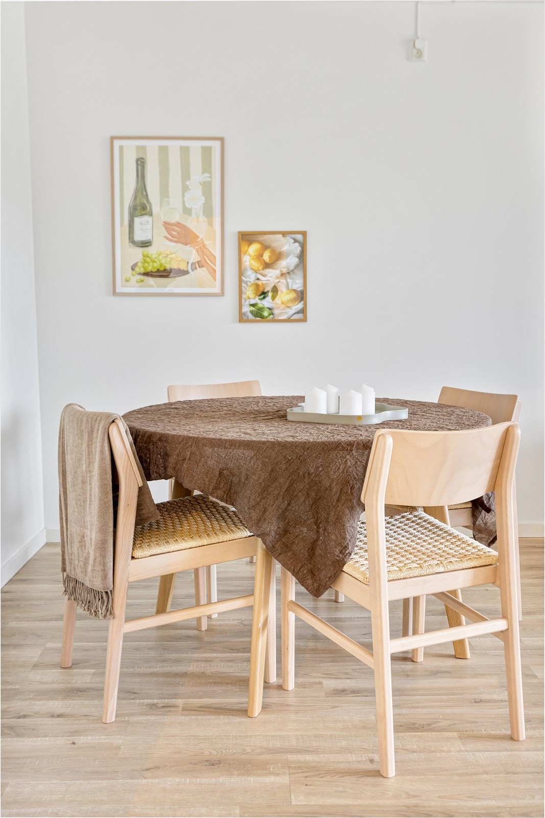 Mulighet for spisestue løsning. Galleribilde