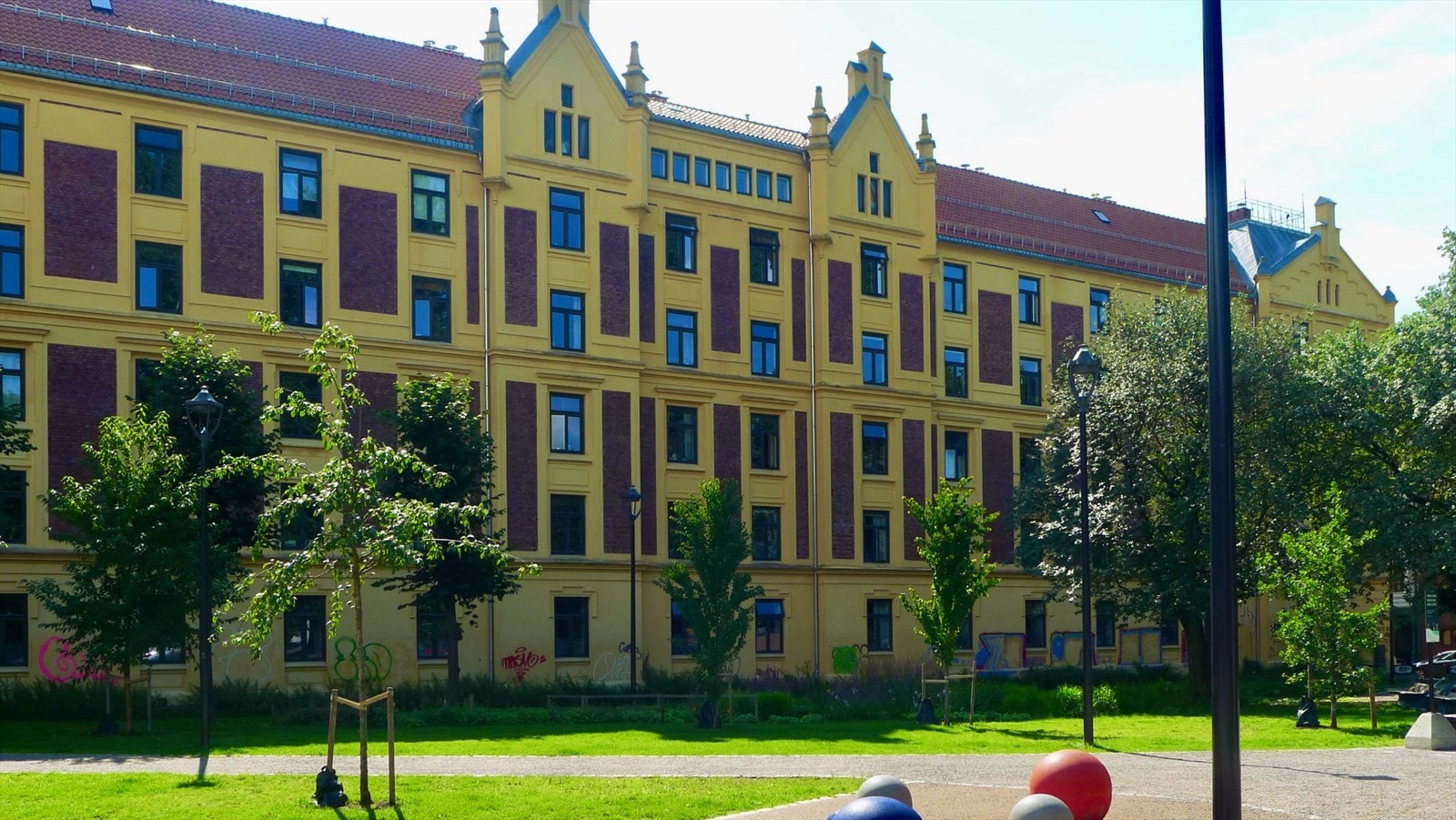 Slottet i Heimdalsgata - Her bor du i et veldrevet borettslag bestående av 59 boliger. Galleribilde