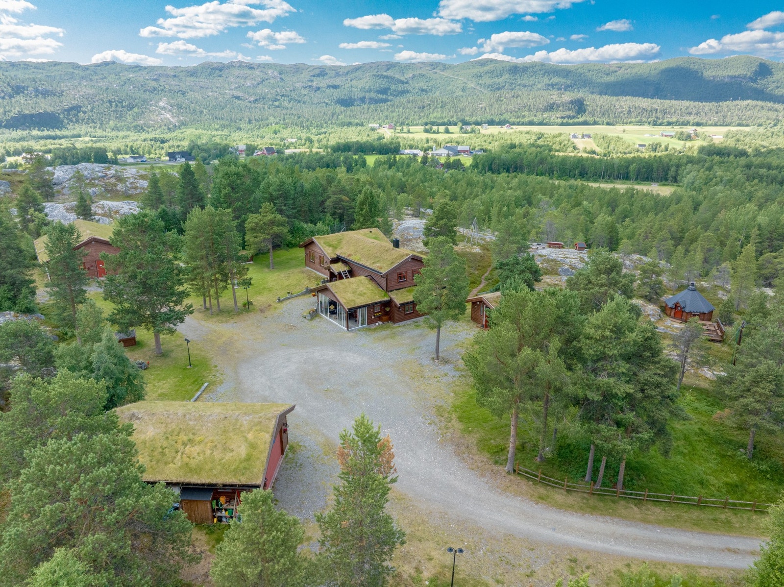 Her bor du i umiddelbar nærhet til flotte turområder Galleribilde