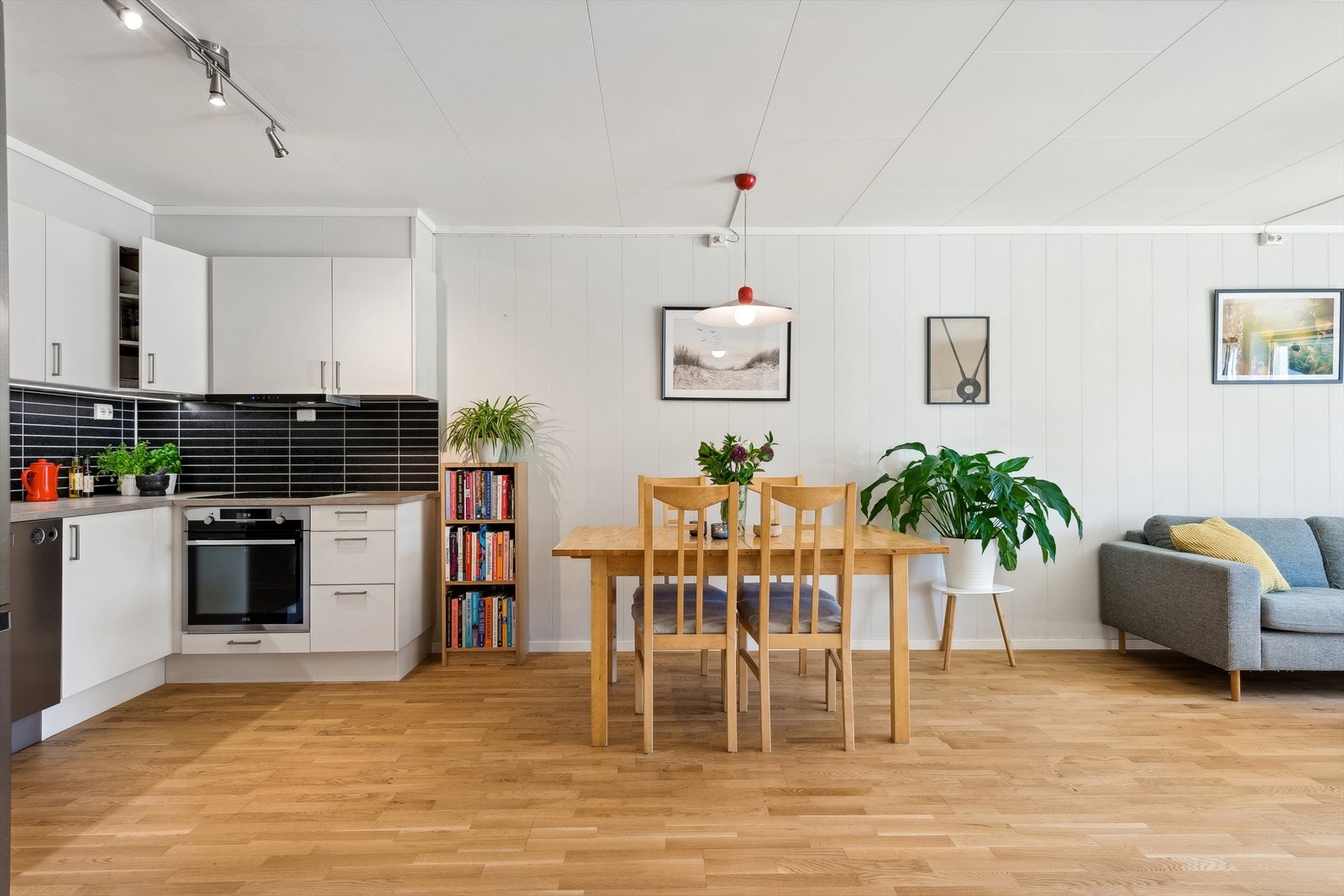 Åpen kjøkken løsning. Galleribilde