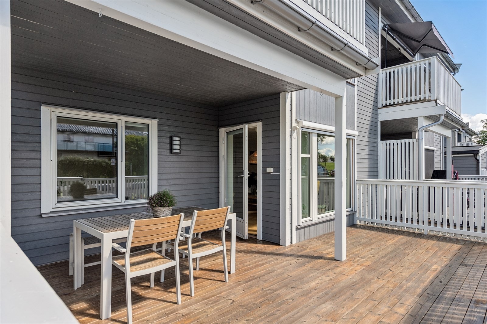 Terrasse Galleribilde