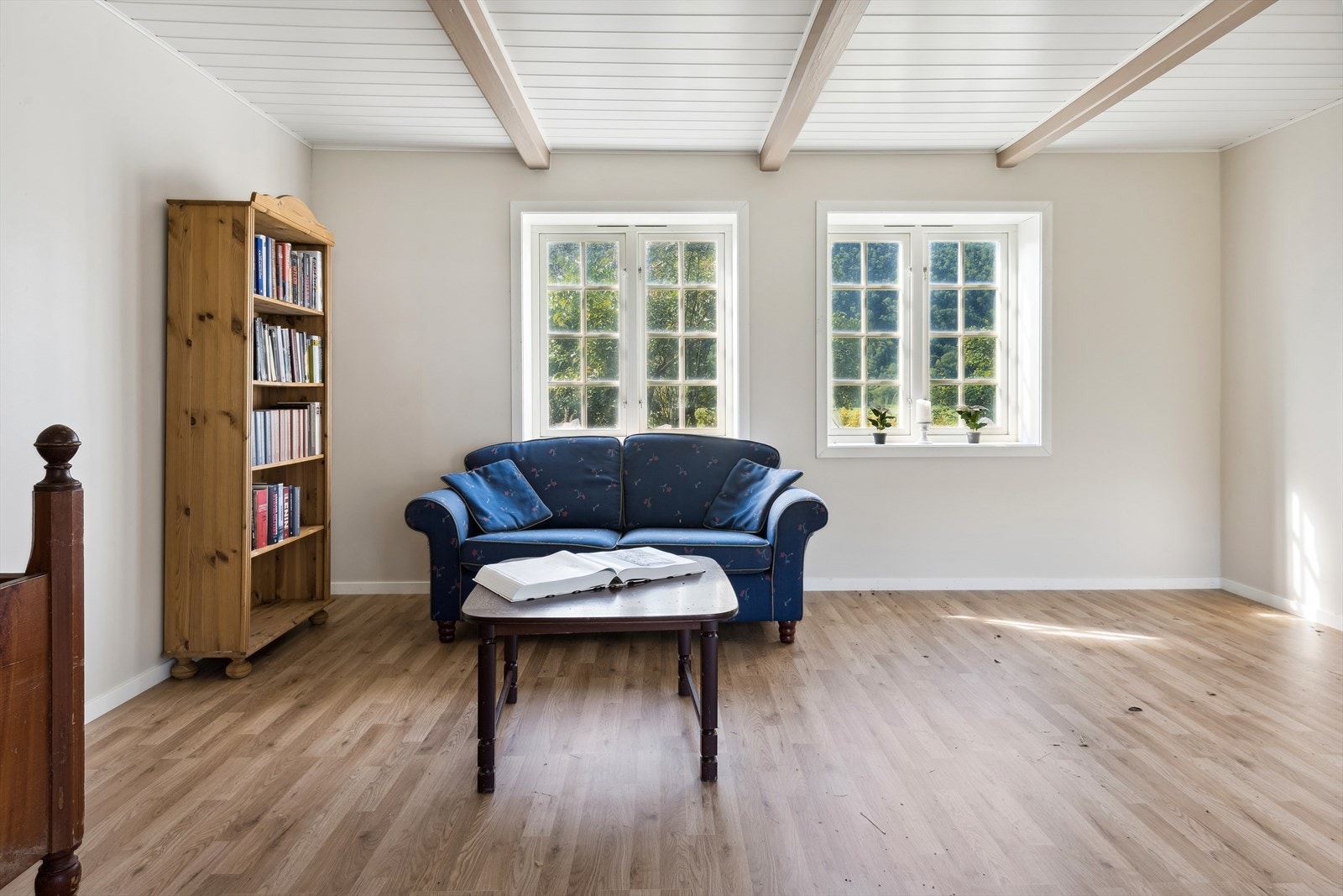Hovedhuset er på 98 m² BRA-i og strekker seg over to plan. Galleribilde