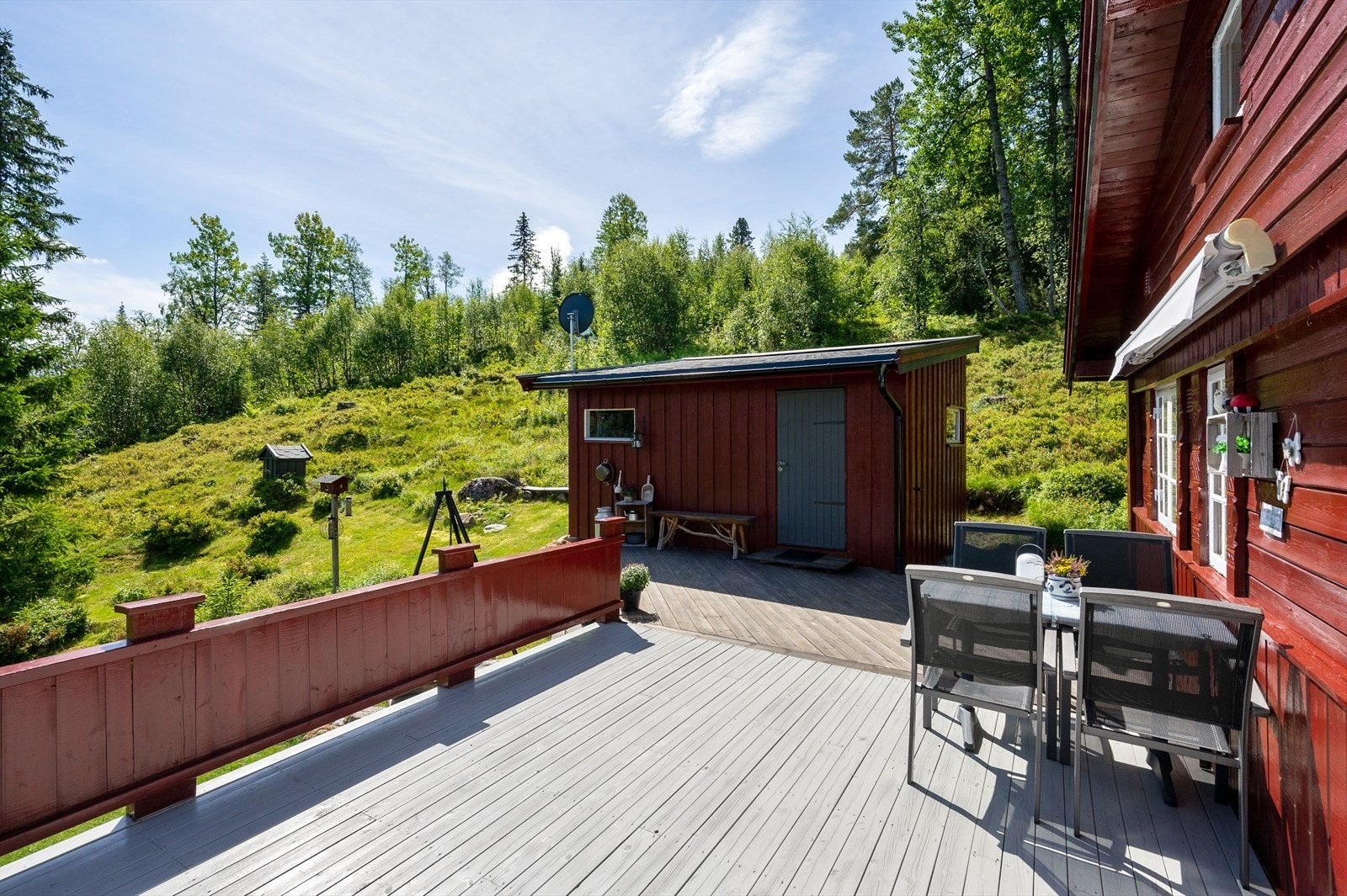 Stor redskapsbod. Galleribilde