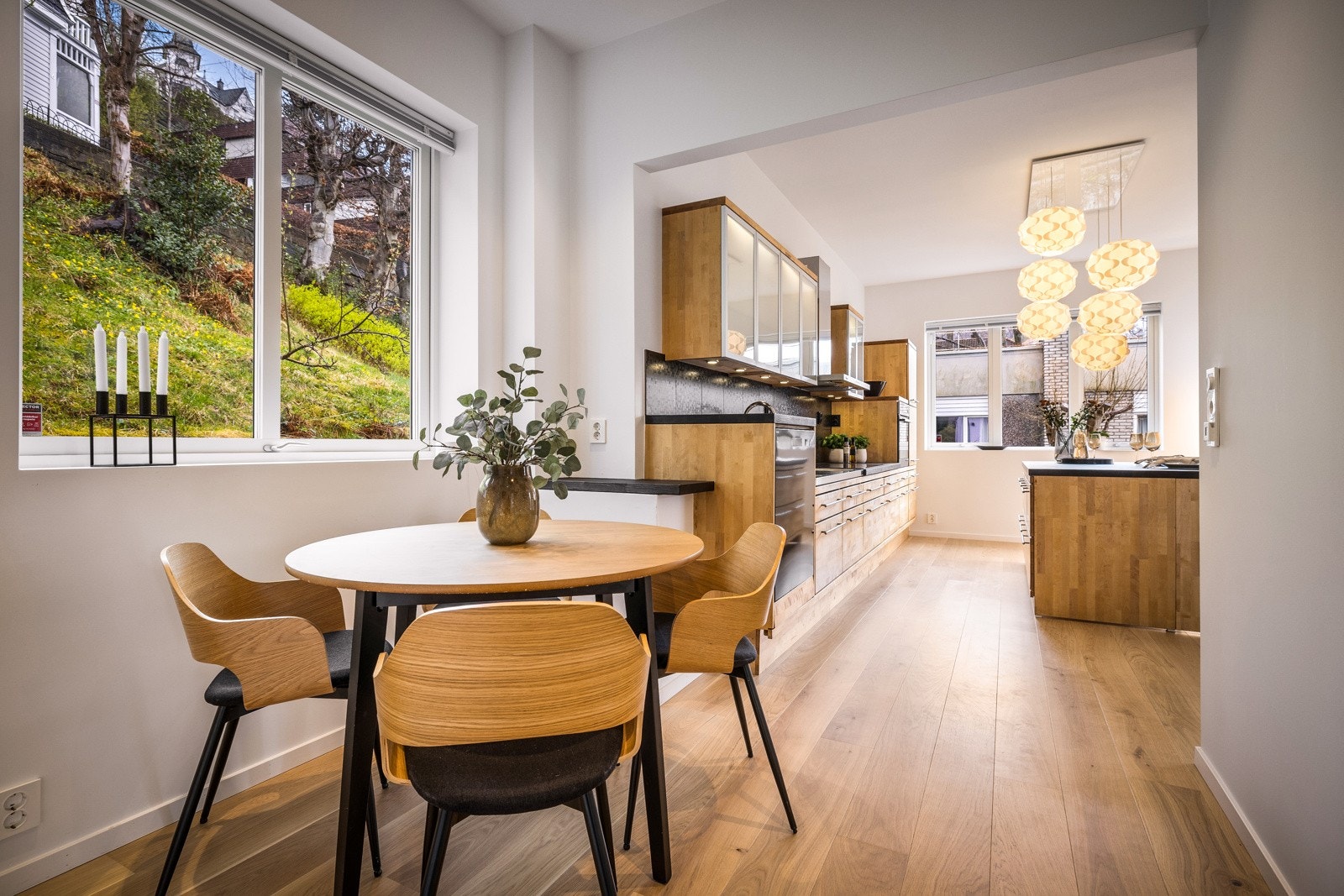 - Det er også god plass til et frokostbord - Galleribilde