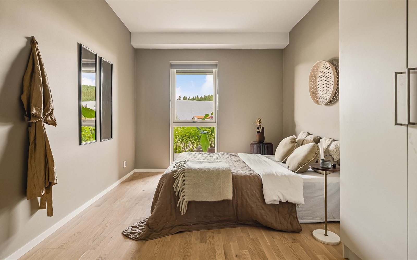 Her er det god plass til dobbeltseng. Galleribilde