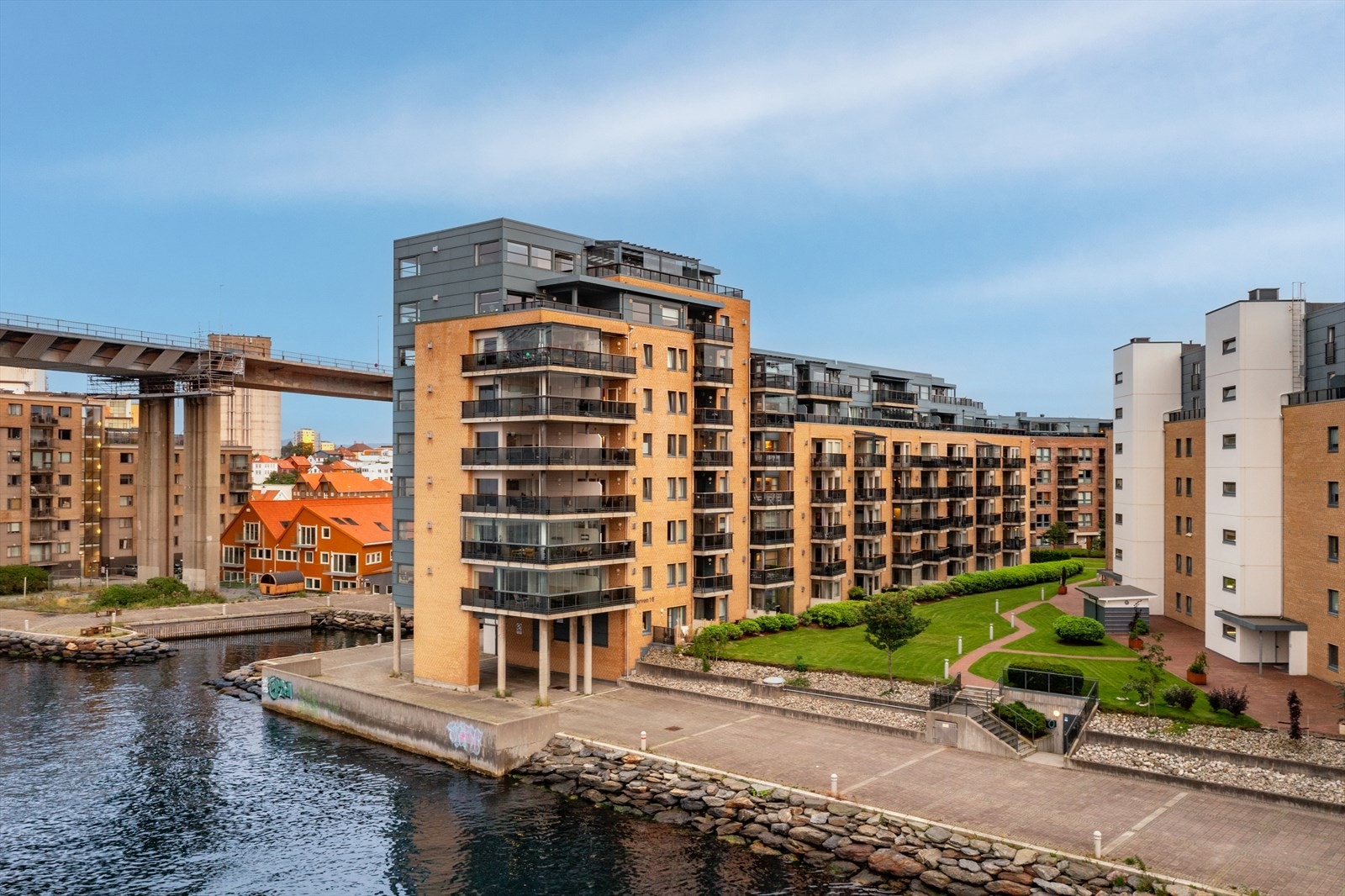 Her ligger alt tilrettelagt for å kunne leve det urbane liv, og benytte seg av alt det spennende Stavanger har å tilby! Galleribilde