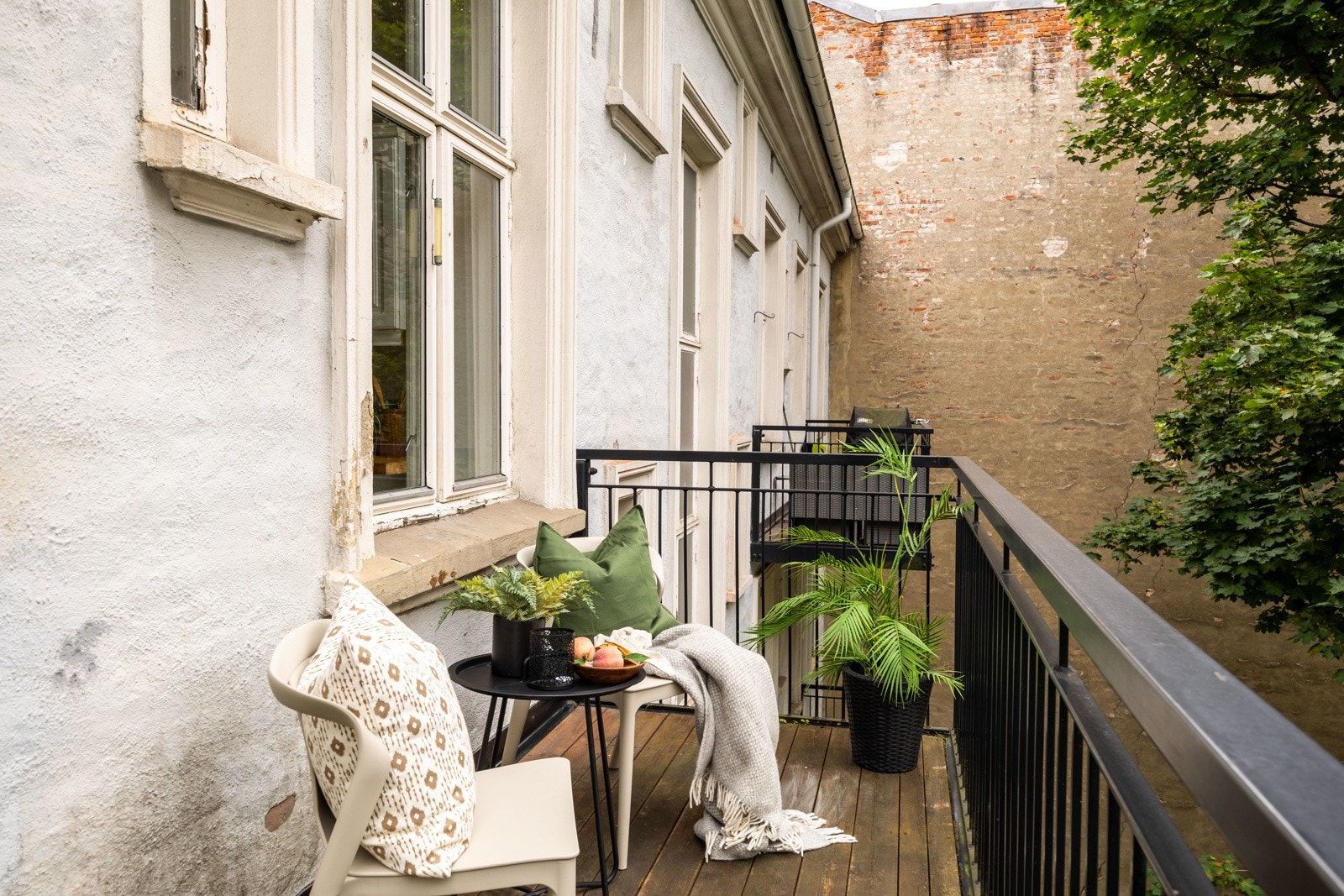 Balkongen er vendt mot rolig bakgård. Galleribilde