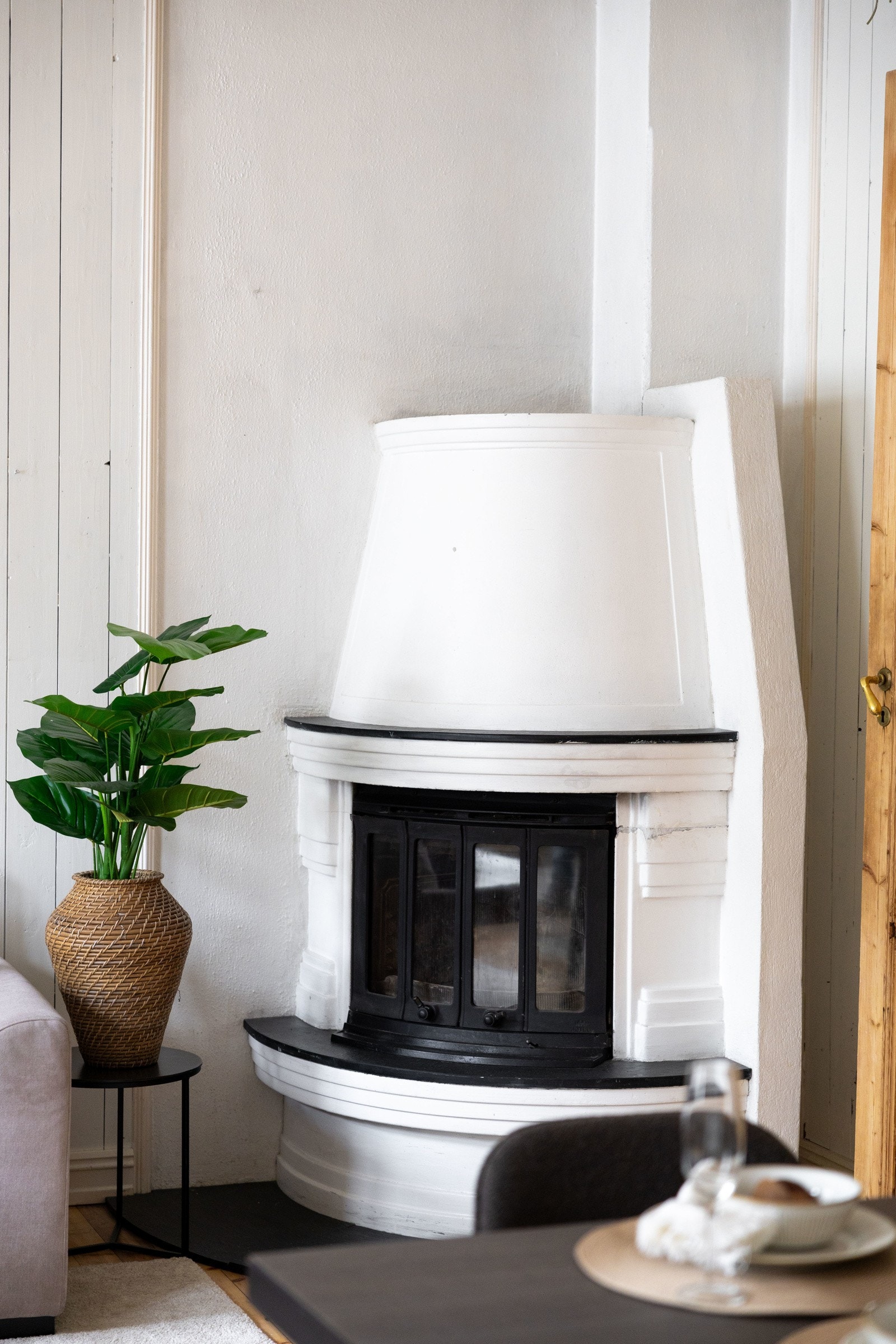 Peisovn i stue som skaper en behagelig varme. Galleribilde