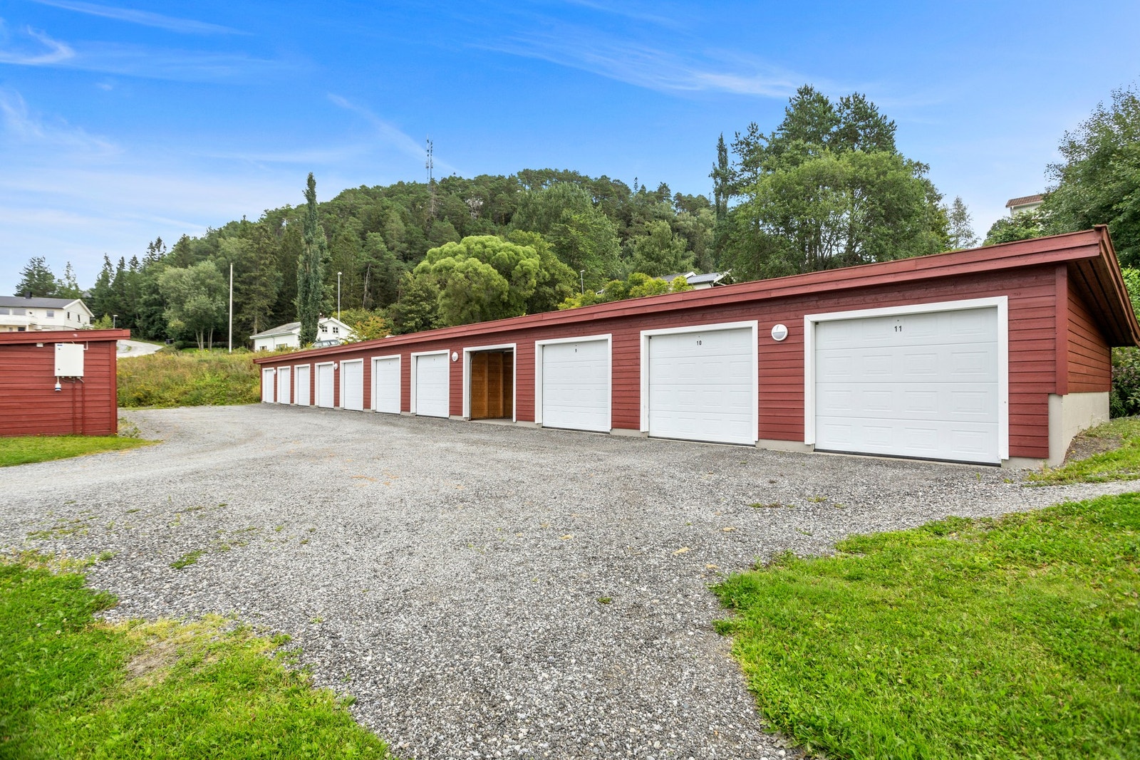 Leiligheten disponerer garasjeplass - 22 kvm. Galleribilde