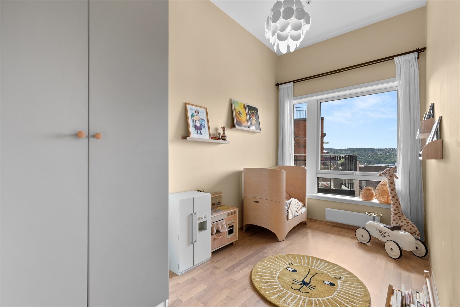 Det andre soverommet er av fin størrelse med flere innredningsmuligheter. Galleribilde