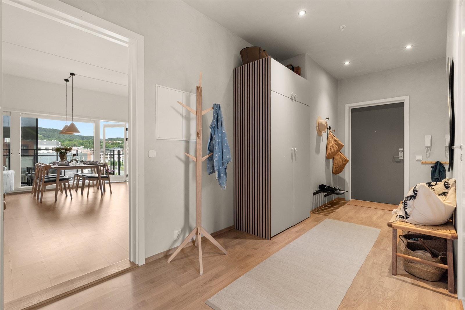 Videre byr leiligheten på to gode soverom. Galleribilde