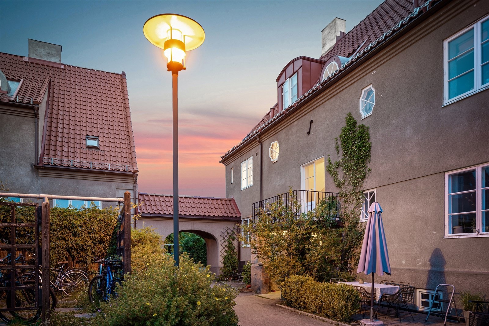 Sentralt beliggende med kun få minutters gange til Forskningsparken og Ullevål Stadion T-banestasjon Galleribilde