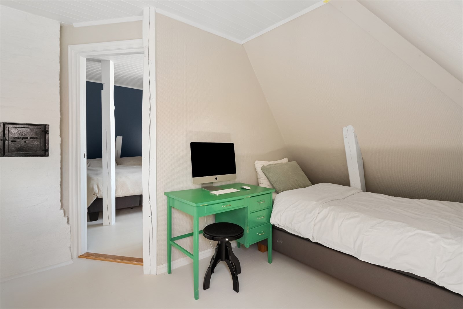 Mulighet for seng eller kontor Galleribilde