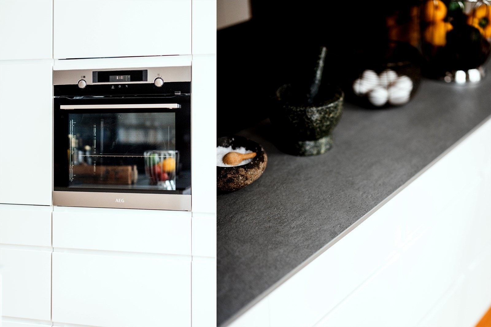 Kjøkkenet har mye og variert lagringsplass med smarte løsninger Galleribilde