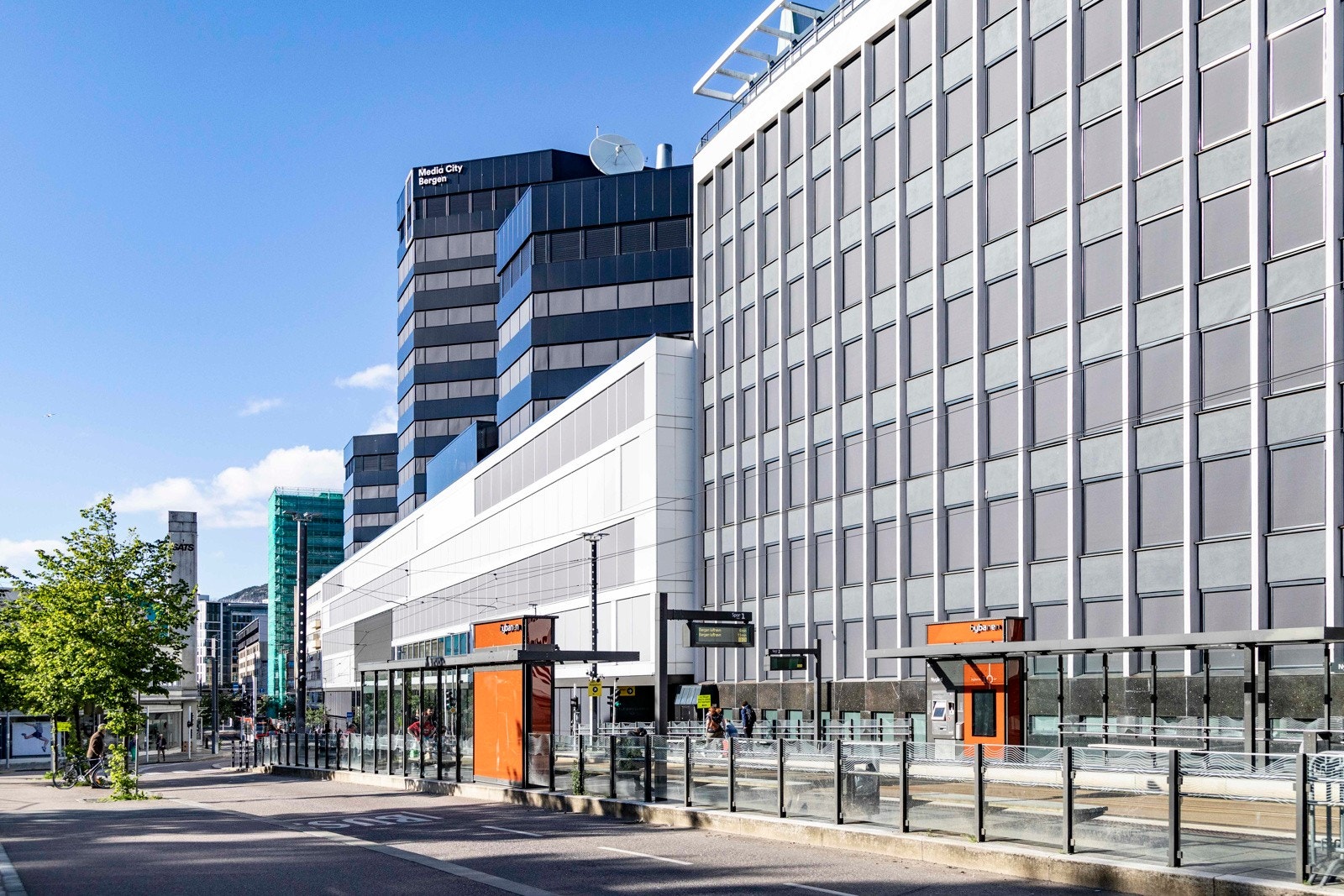 Bybaneholdeplass finner du rett ved Media City Bergen. Galleribilde