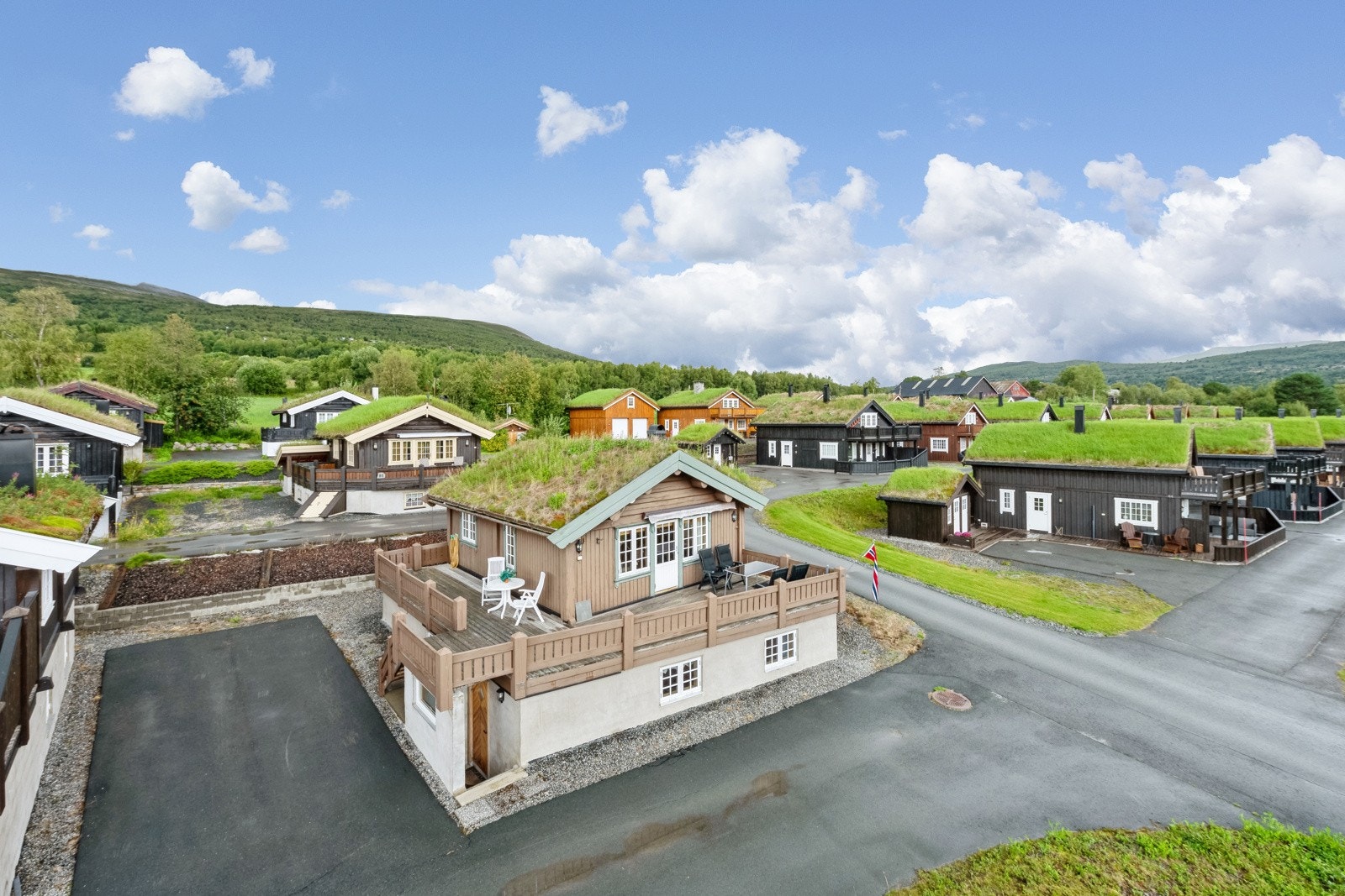 EIE eiendomsmegling ved Amrinder Singh har gleden av å presentere Gjetdalsvegen 75! Galleribilde