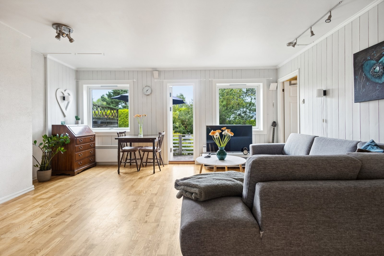Parkett på gulvet i stuen Galleribilde