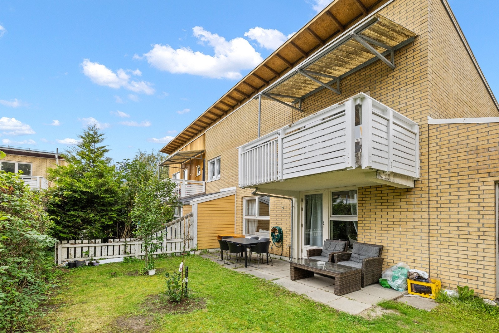 Boligen har bod på ca. 3 m² med adkomst fra hage Galleribilde