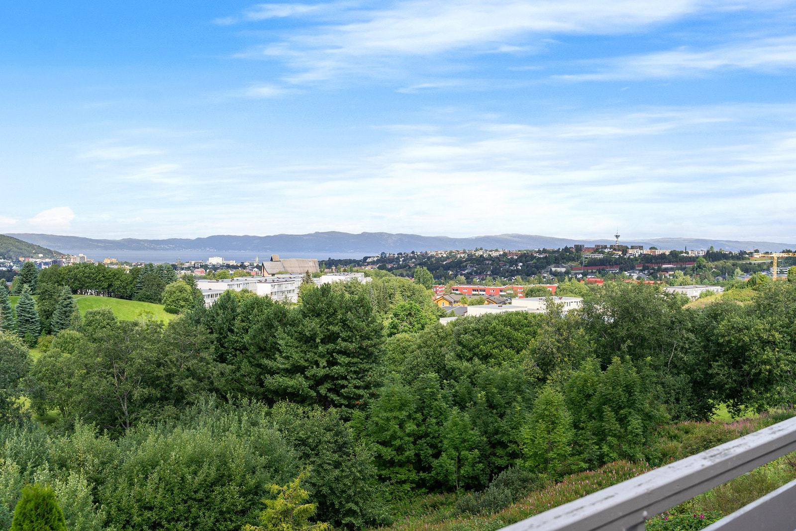 Her kan man nyte den flotte utsikten. Galleribilde