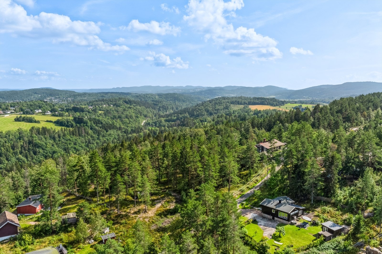 Fantastisk panoramautsikt over naturskjønne omgivelser. Galleribilde