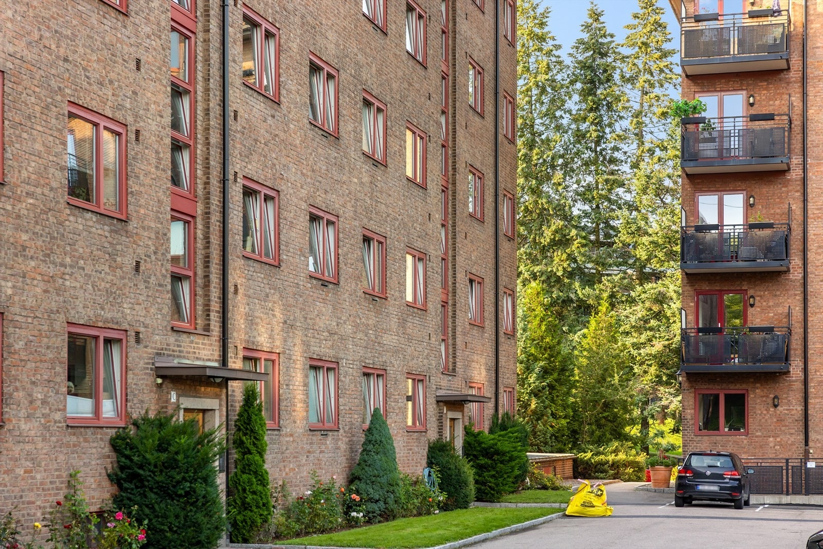 Parkering etter venteliste. Galleribilde