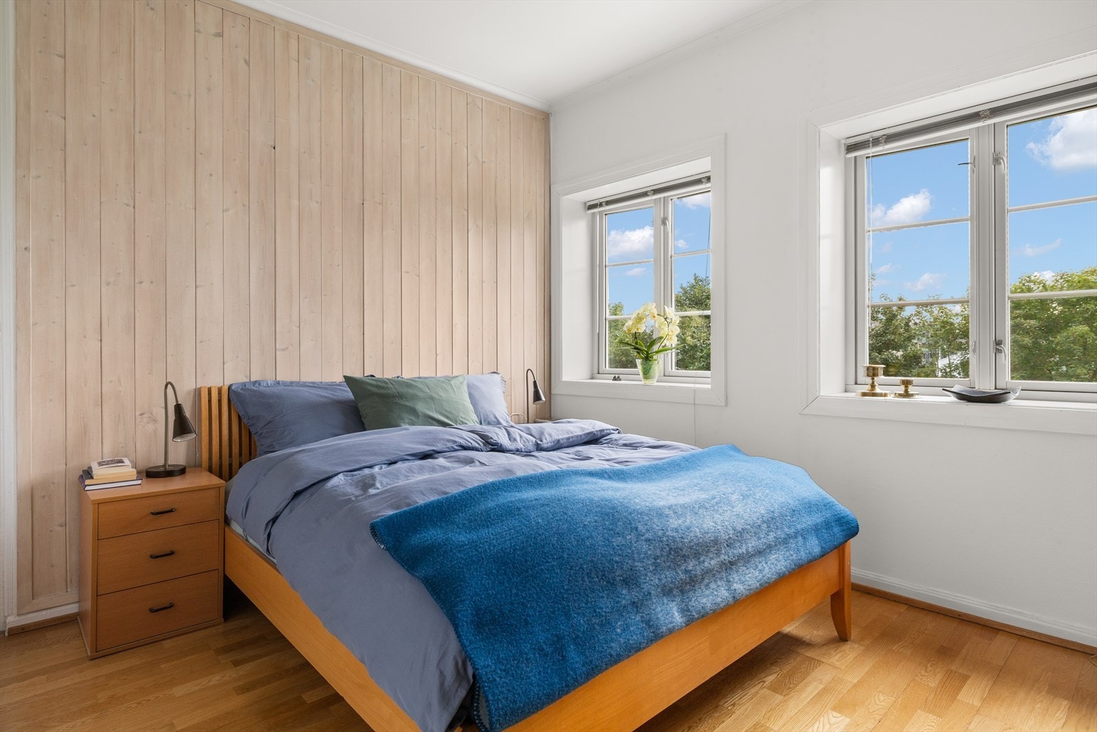 Romslig hovedsoverom med god plass til dobbeltseng. Galleribilde
