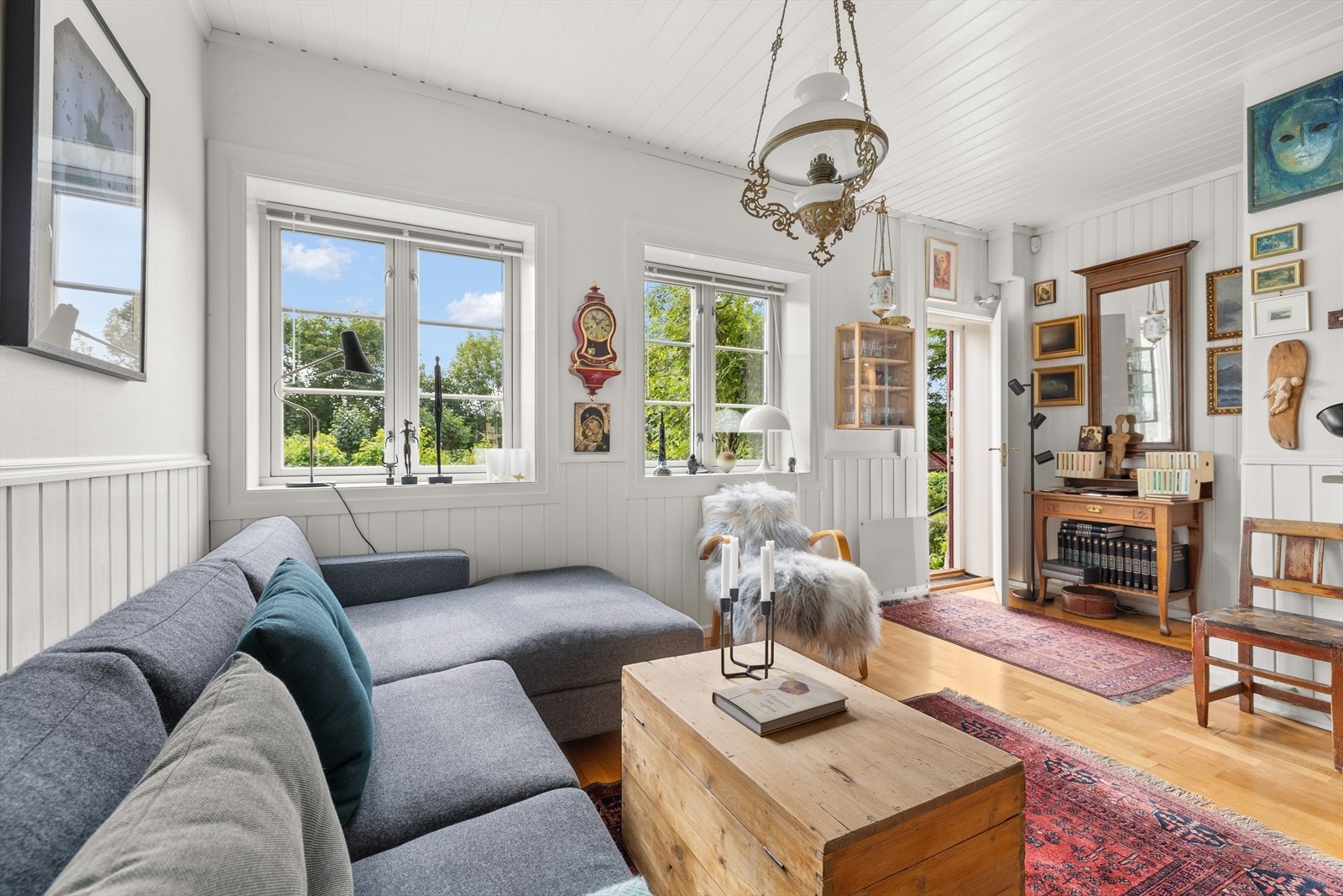Utgang til hageparsellen fra stuen. Galleribilde