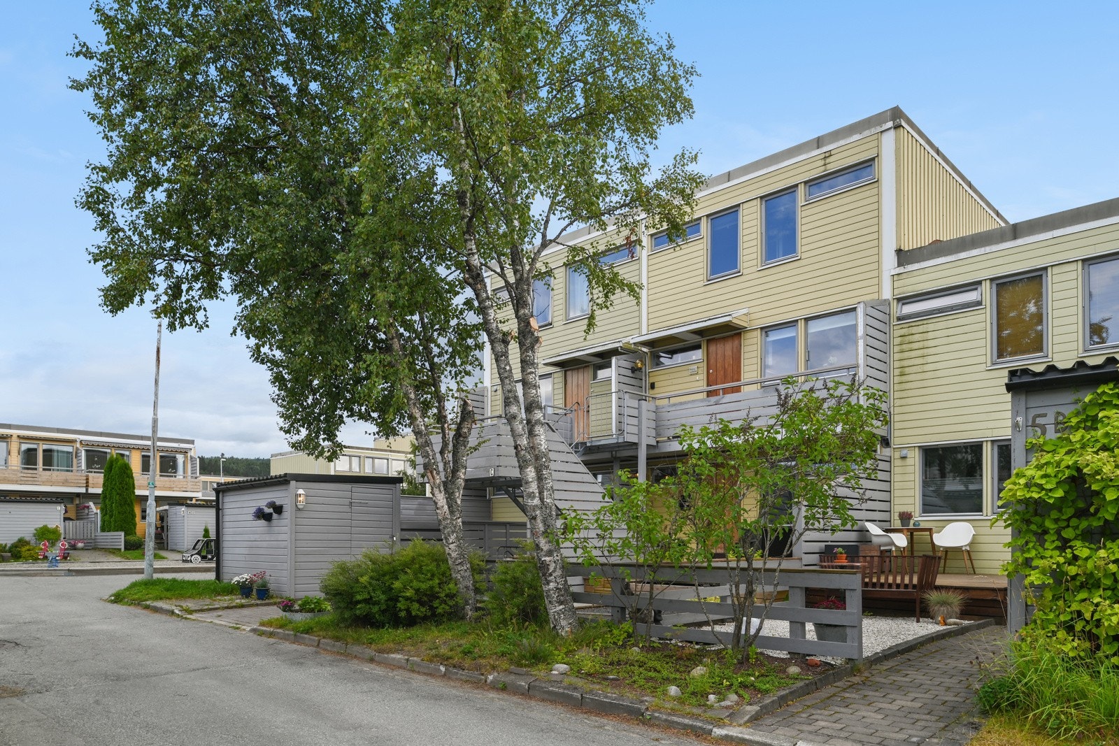 Fin og fredelig beliggenhet i et populært og stille tun. Galleribilde