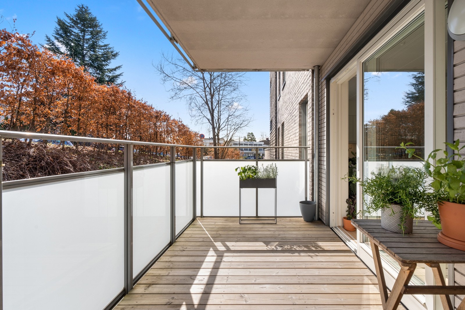 Gode møbleringsmuligheter på balkongen. Galleribilde