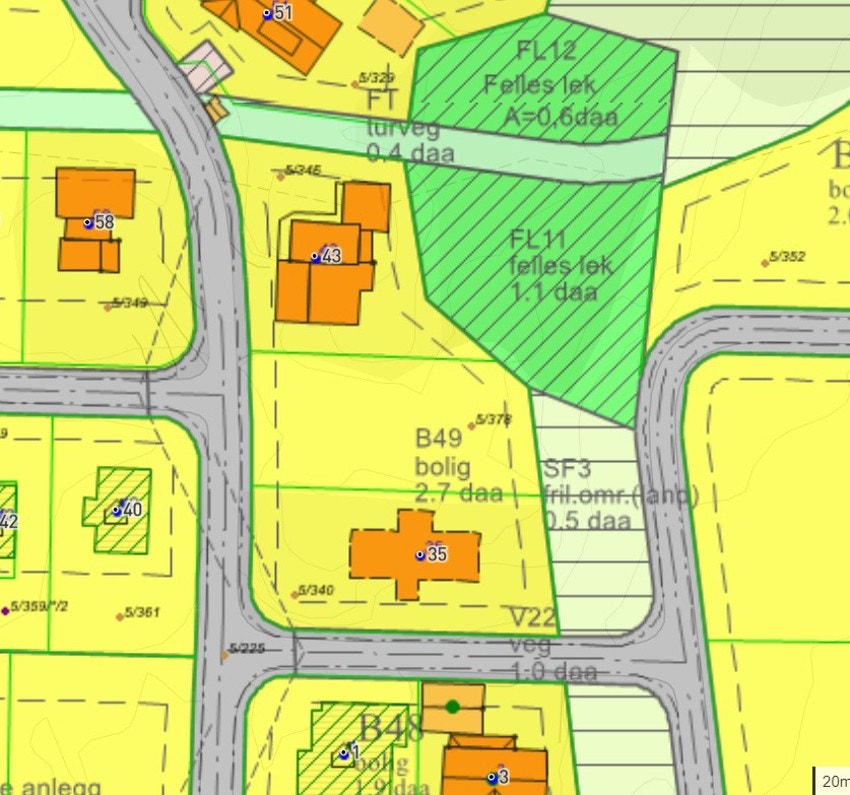 Tomten er regulert til frittliggende småhusbebyggelse Galleribilde