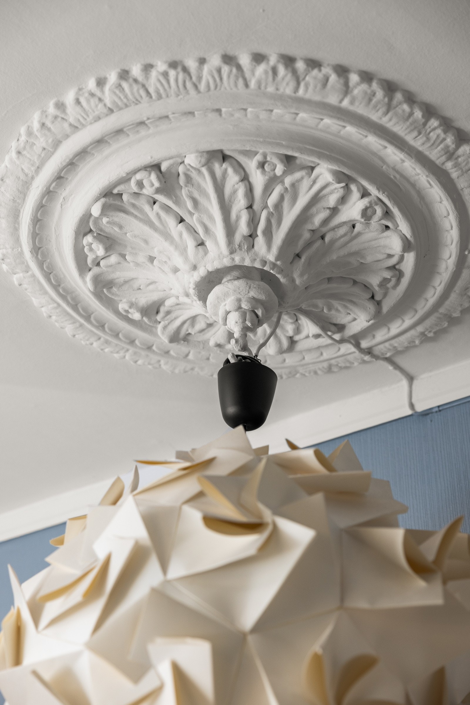 Rosett i himling i soverom Galleribilde