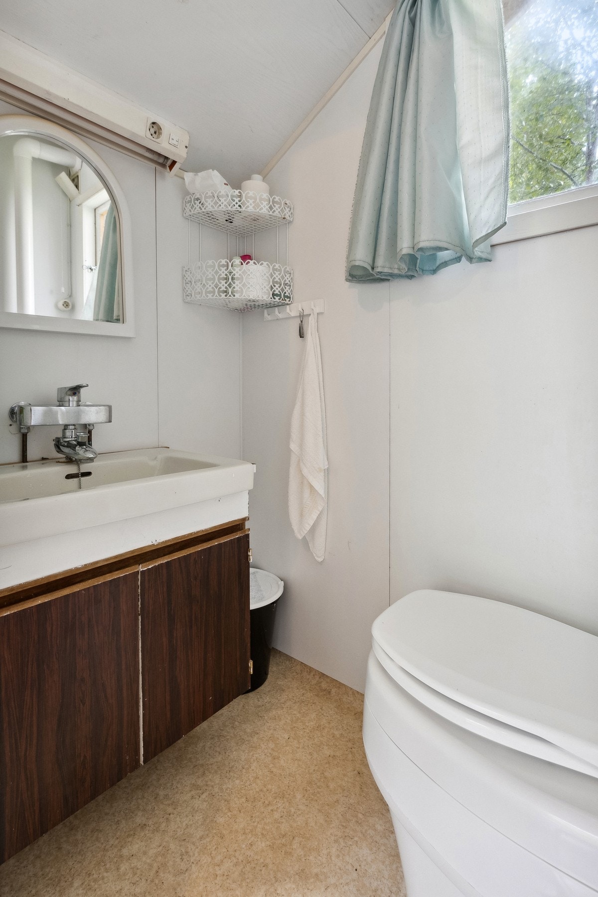 Bad/stellerom i hytta. Galleribilde