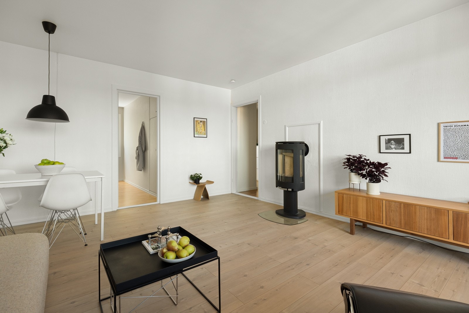 Når den kalde høsten og vinteren gjør sitt inntog, er det deilig med en varm og god peisovn. Galleribilde