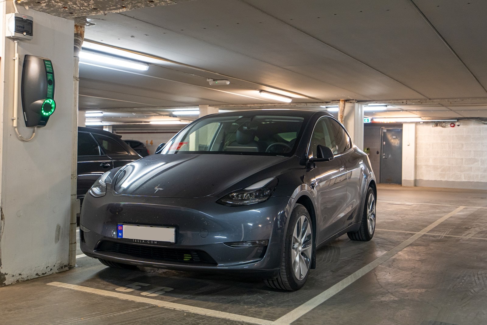 Opsjon på kjøp av selgers garasjeplass, for kr. 400.000,- Plassen ligger ca. 10m fra heisen. Galleribilde