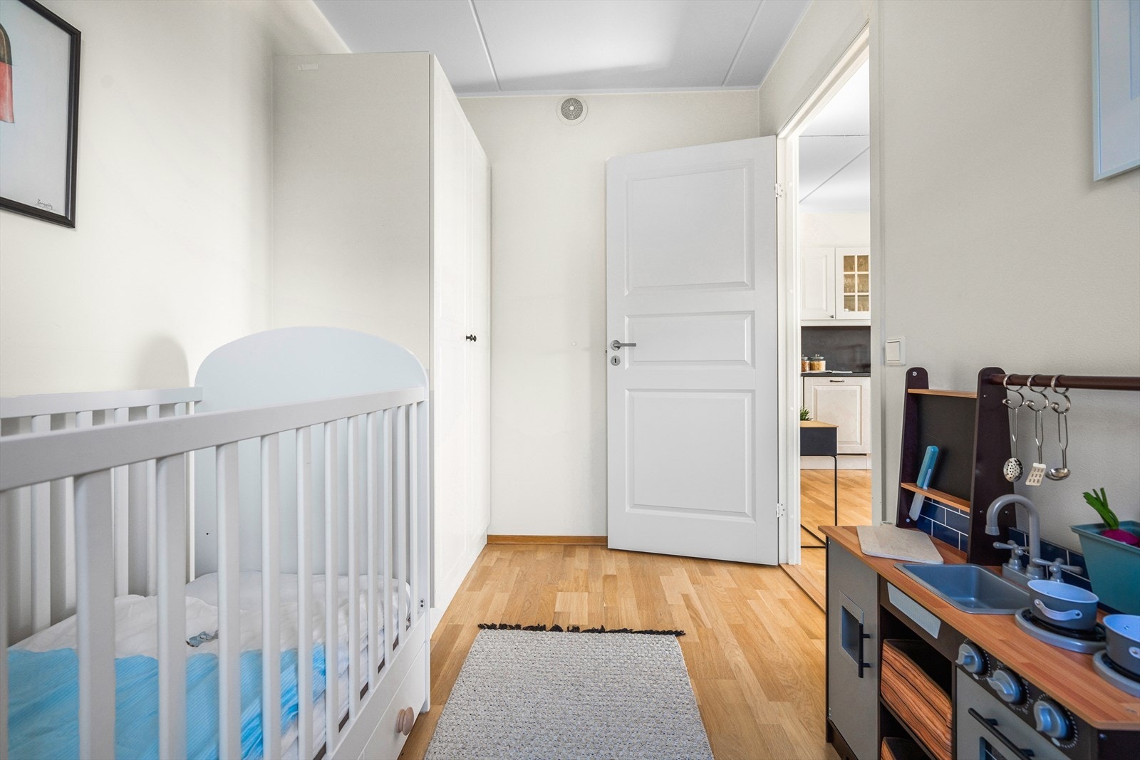 Rommet passer fint som barnerom Galleribilde