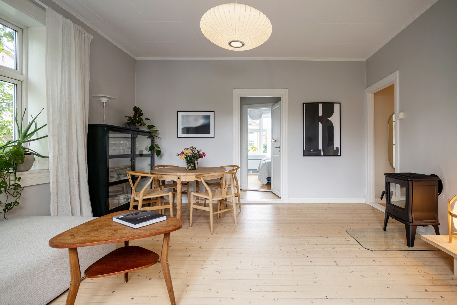 De originale tregulvene er nyslipte i 2020. Galleribilde