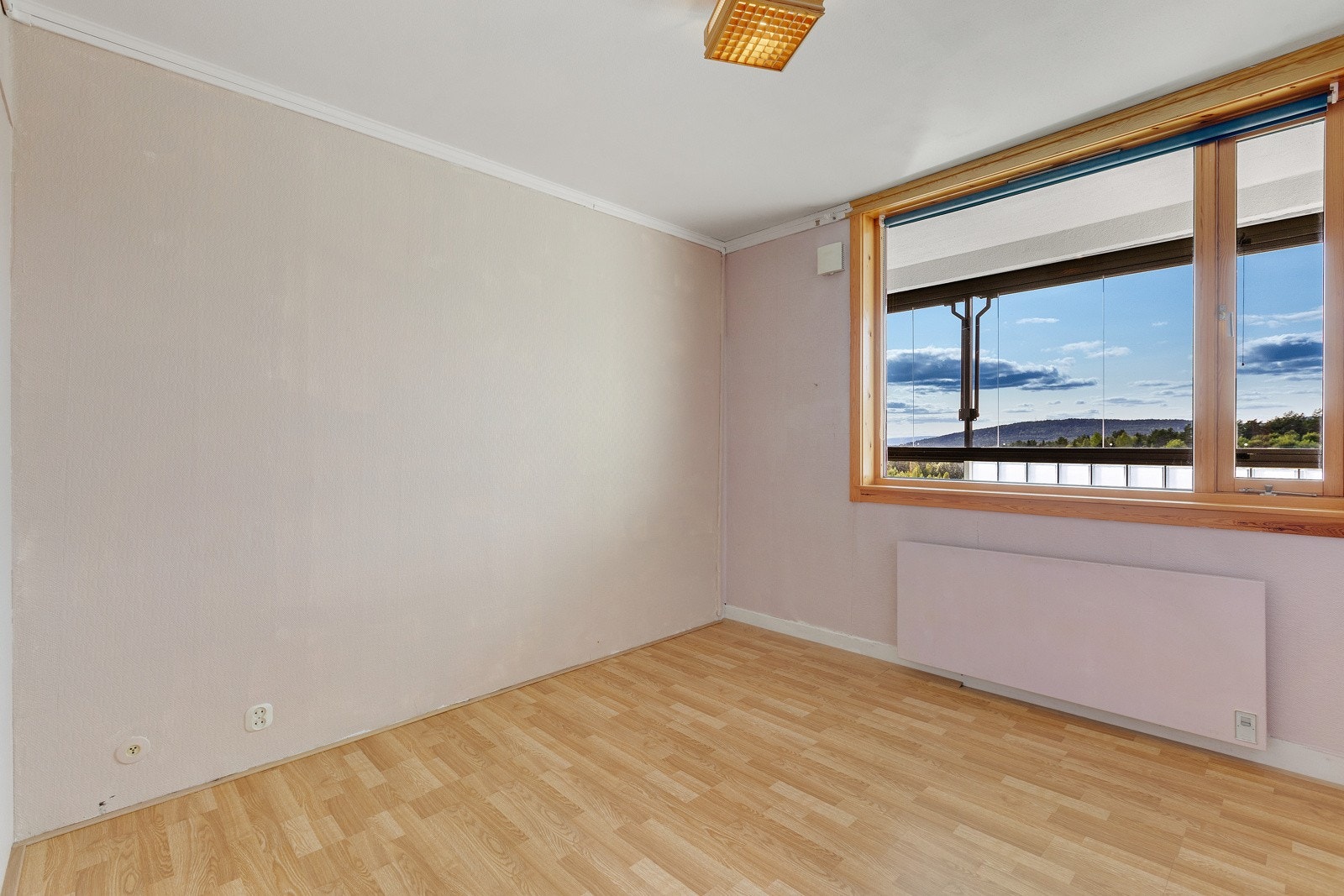 Soverom II er lyst og romslig Galleribilde