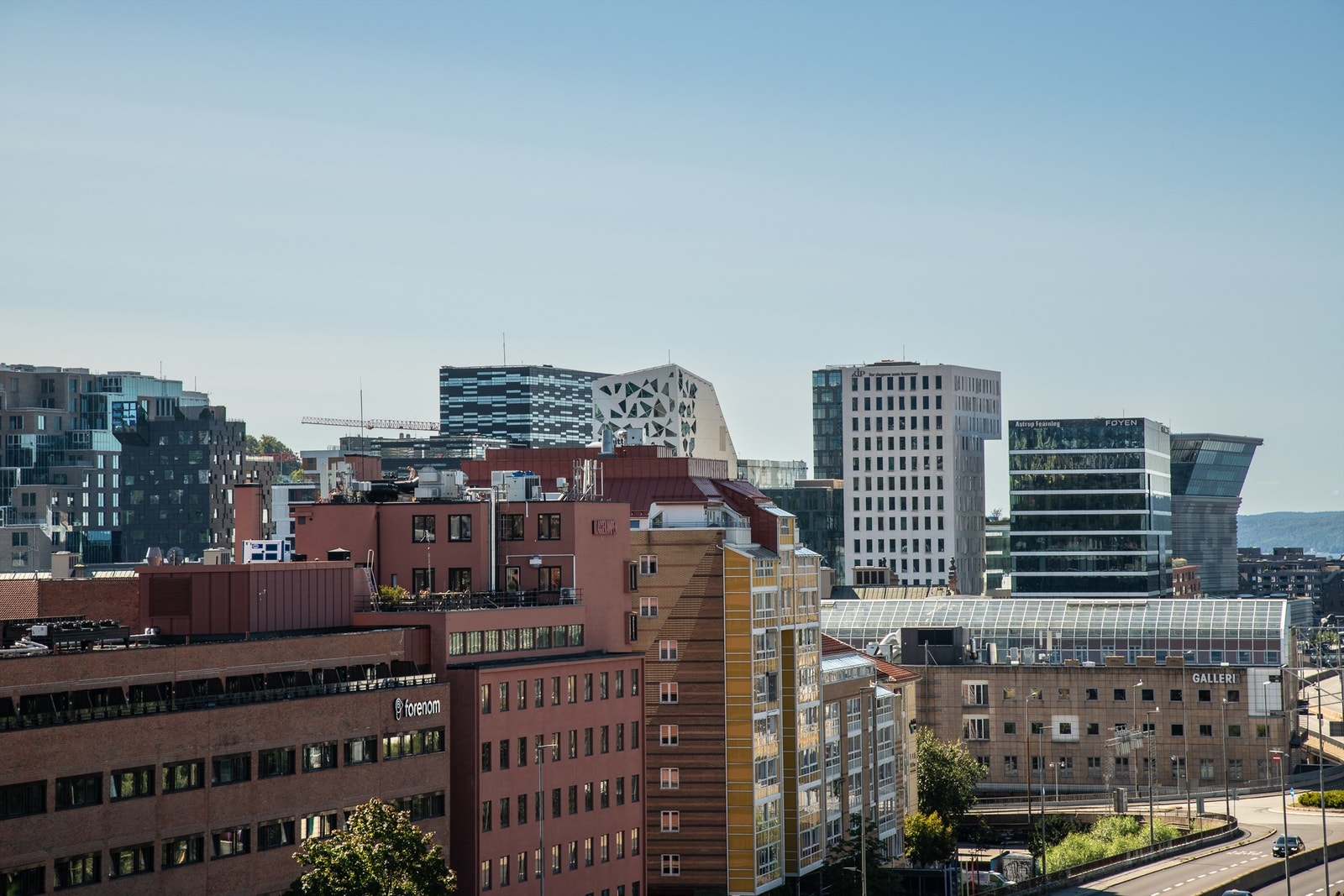 Barcode som har gitt byen en ny skyline og den karakteristiske gangbroen Akrobaten er et steinkast unna. Galleribilde