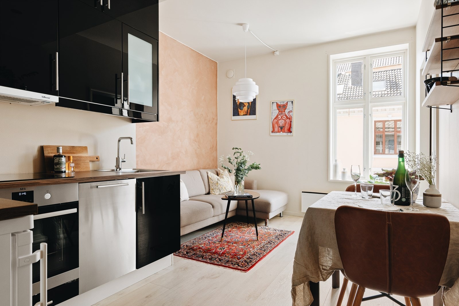 Klassisk og flott bygårdsleilighet med en fantastisk plassering på Nedre Nygård. Galleribilde